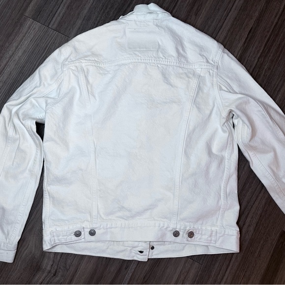 Levi’s x Smiley Limited Edition White Denim Jacket - Picture 8 of 8
